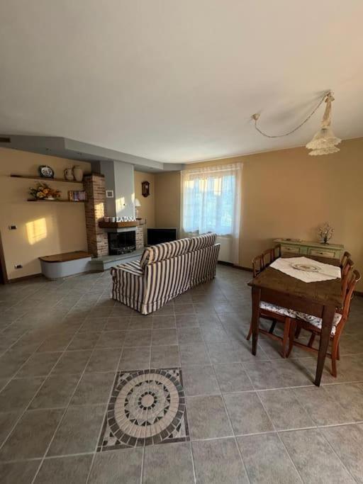 Appartamento Gallicano - La Tana Exterior foto